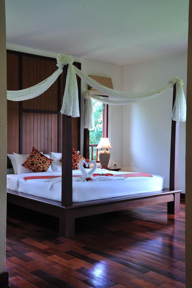 Resort Teak Garden Resort,