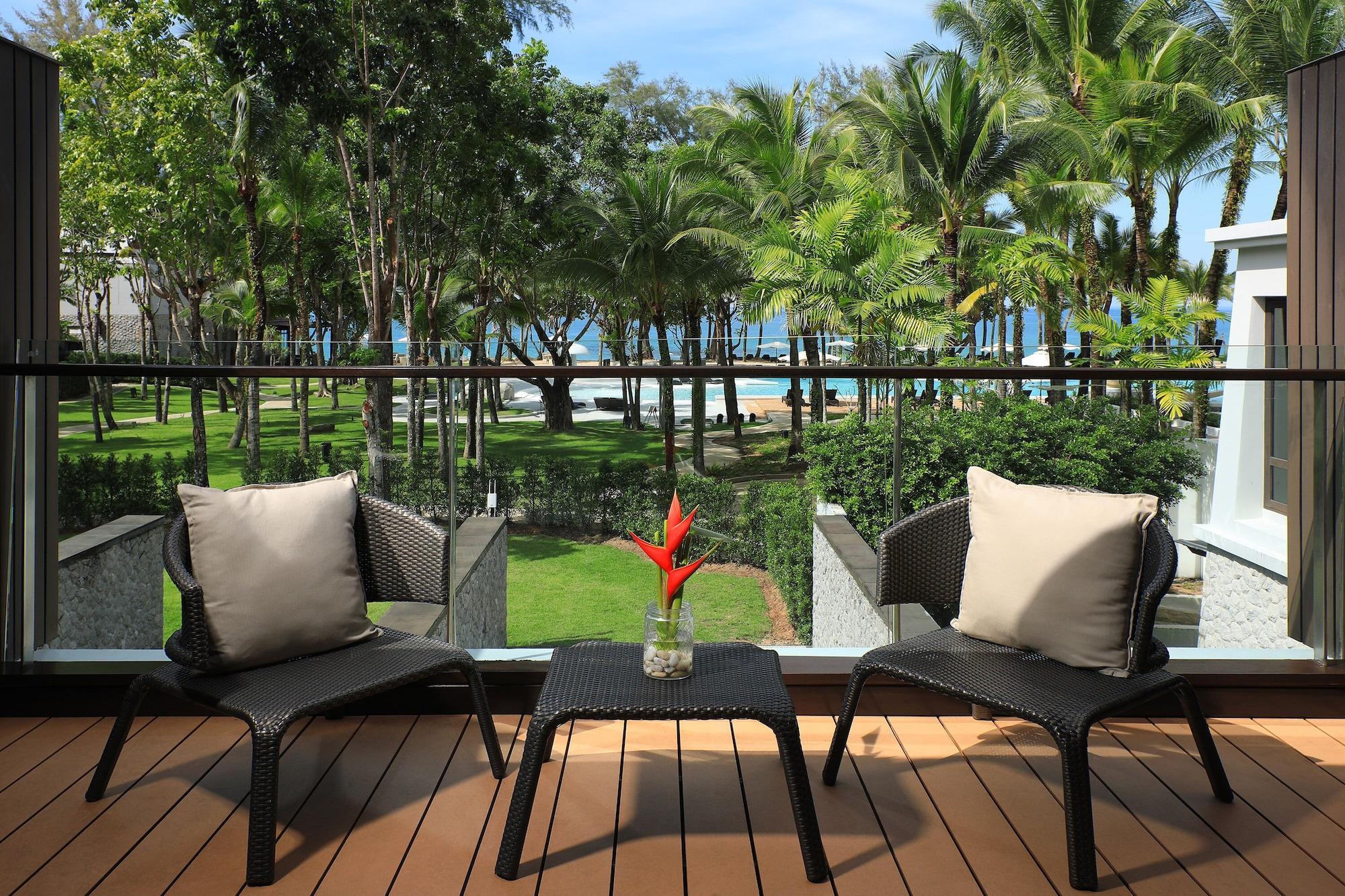 Resort Natai Beach Resort