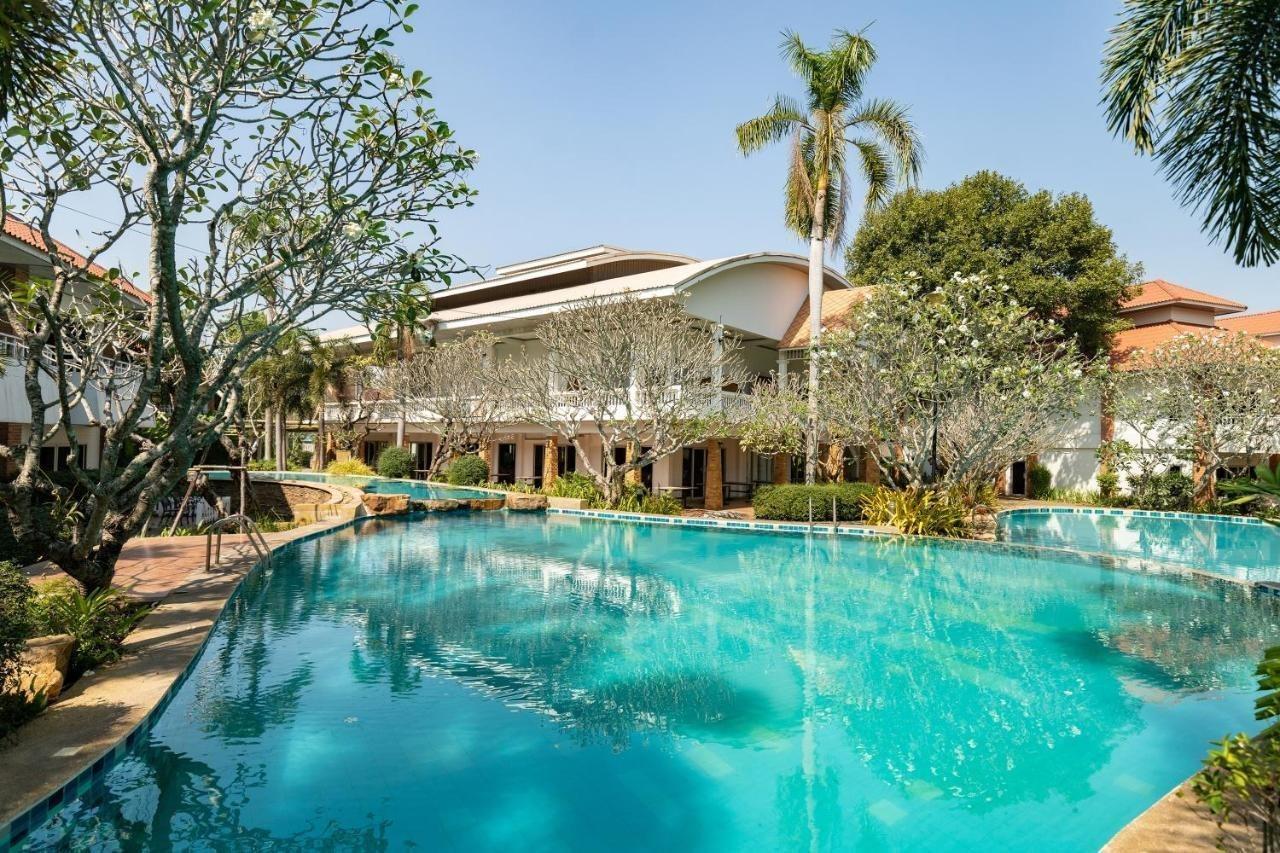 Thara Cholapruek Resort 3*