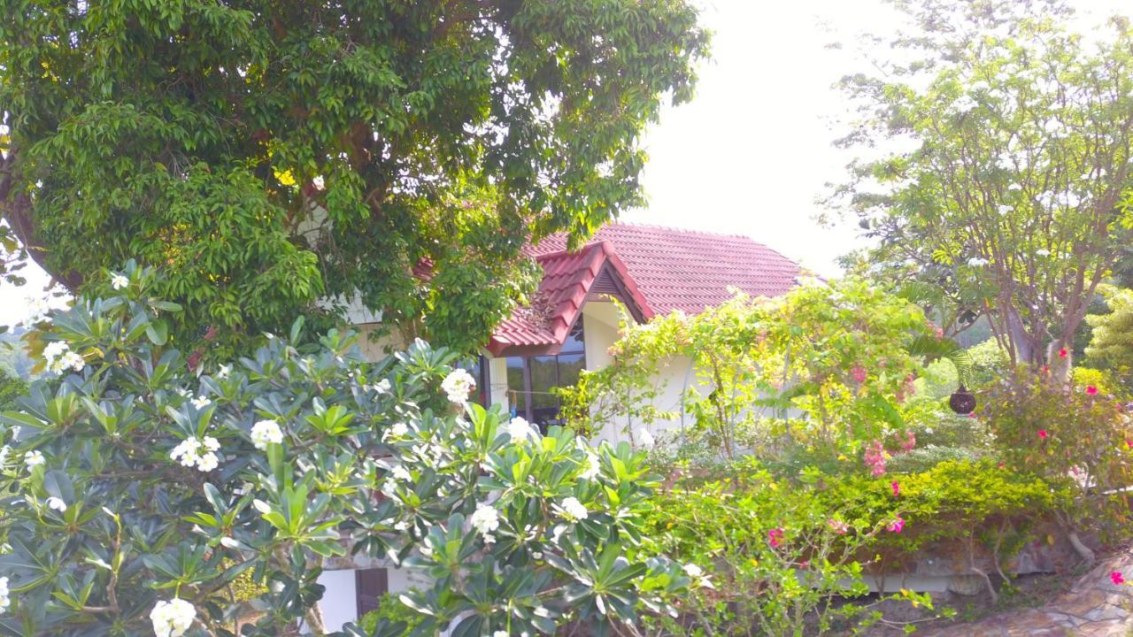 Lemongarden Hotel