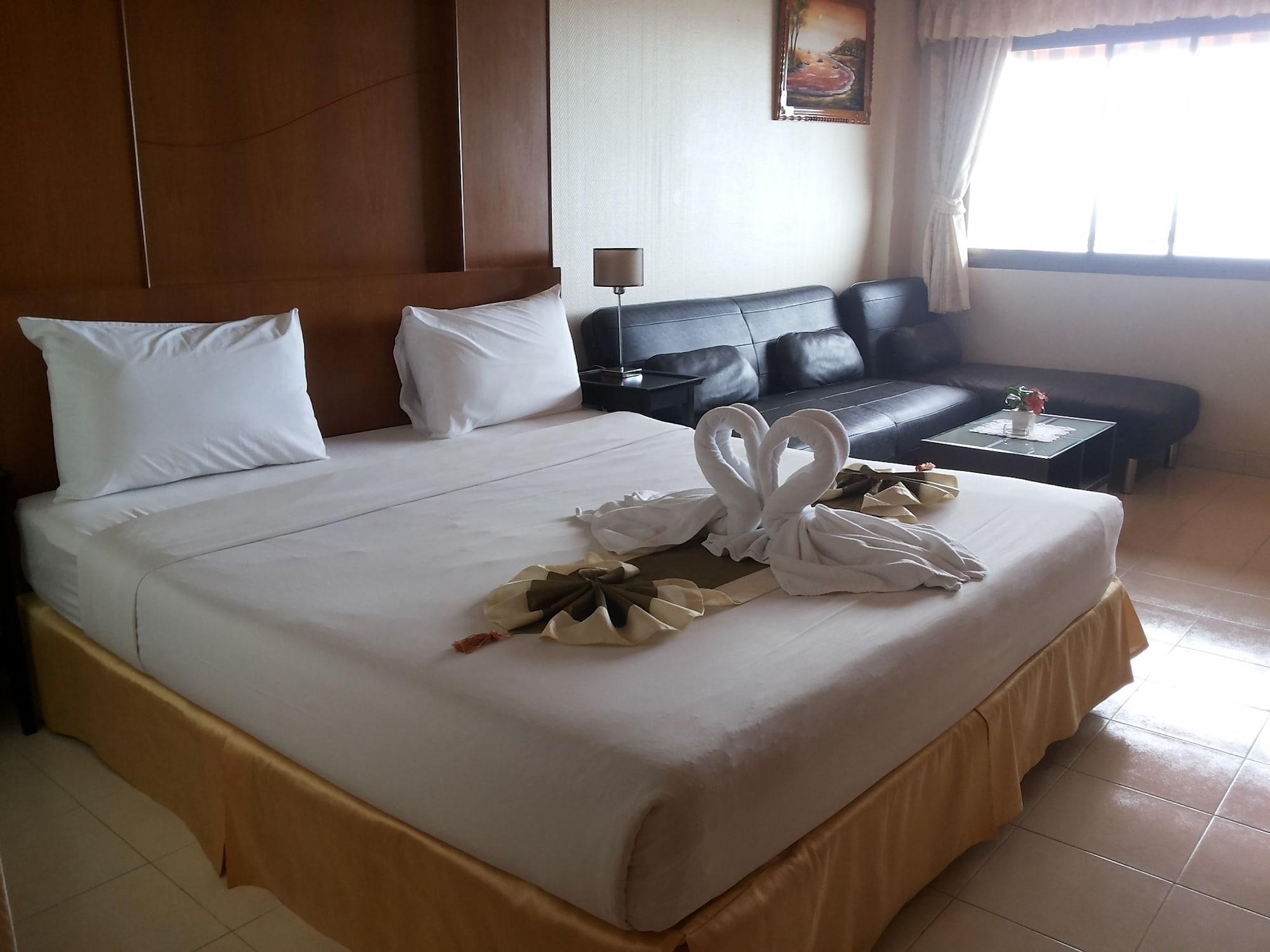 Seaview Sriracha 3*