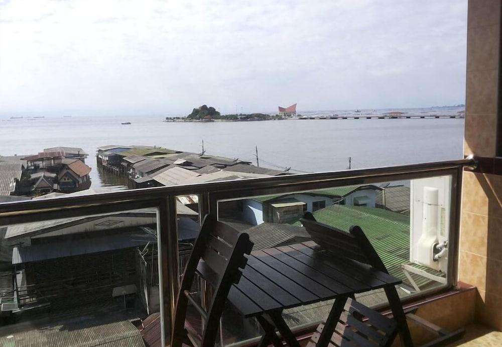Seaview Sriracha Si Racha