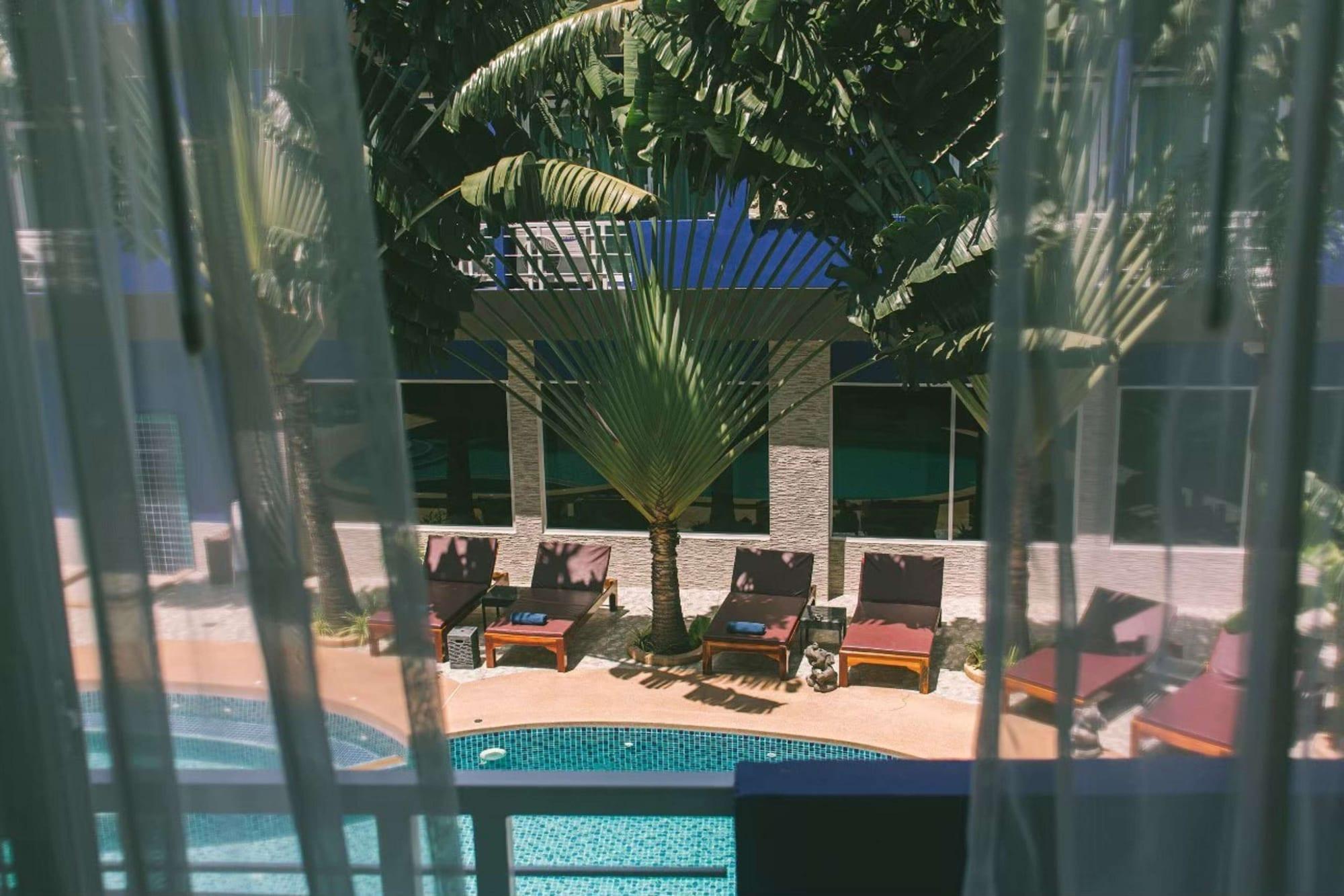 Western Royal Hotel Buriram
