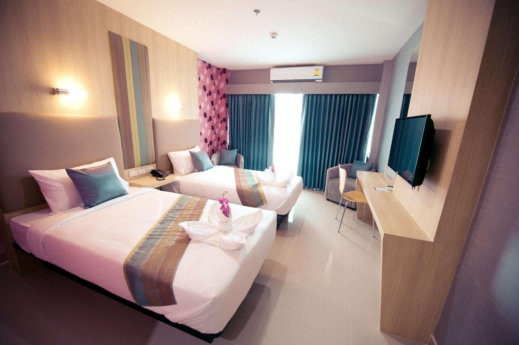 Western Royal Hotel Buriram