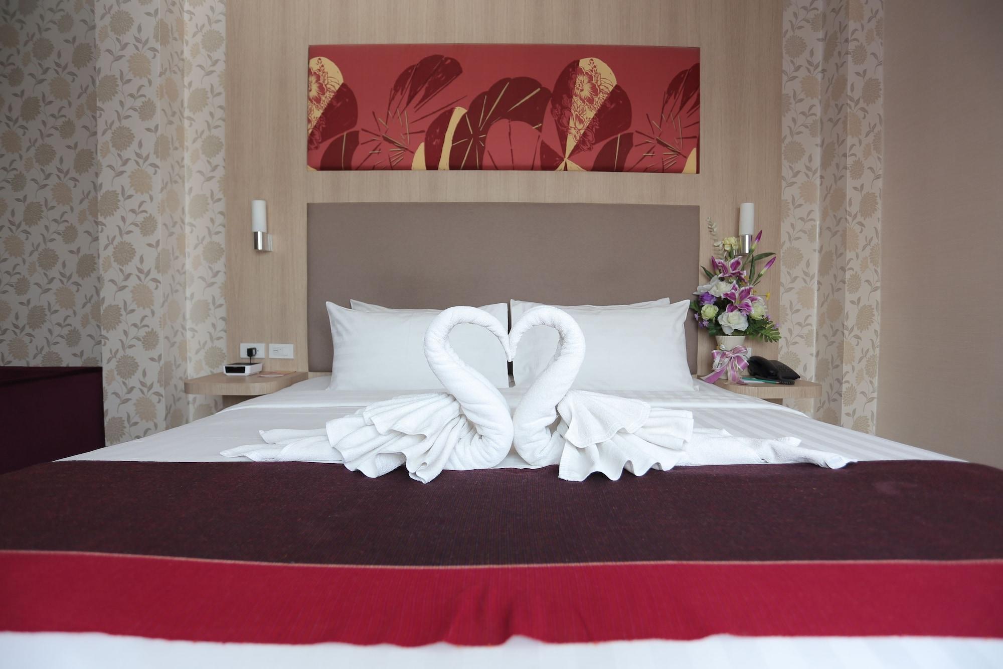Western Royal Hotel Buriram