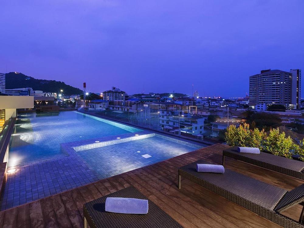 Citadines Grand Sri Racha Si Racha