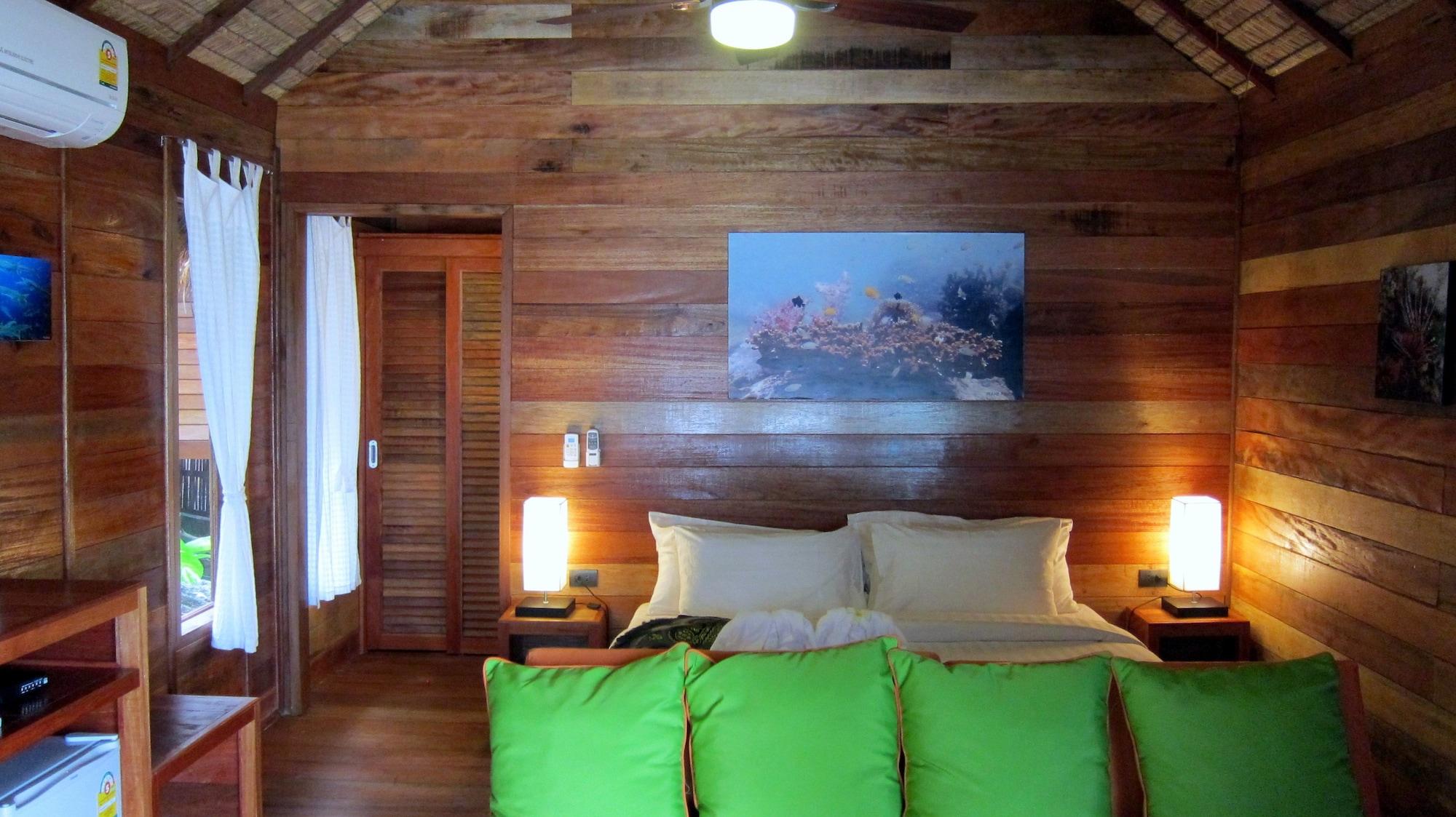 Moons Resort 3*