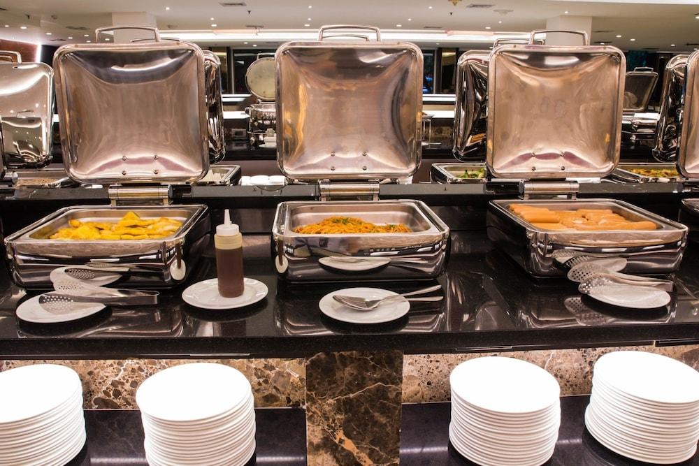 Hotel Sima Thani Nakhon Ratchasima