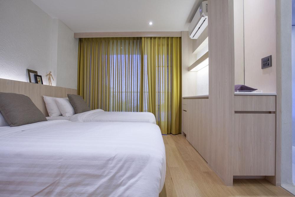 Balcony Seaside Sriracha & Serviced Aparthotel 5*