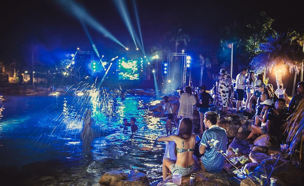 Ohana And Restaurant Resort