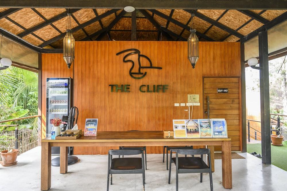 The Cliff 4* Koh Lipe