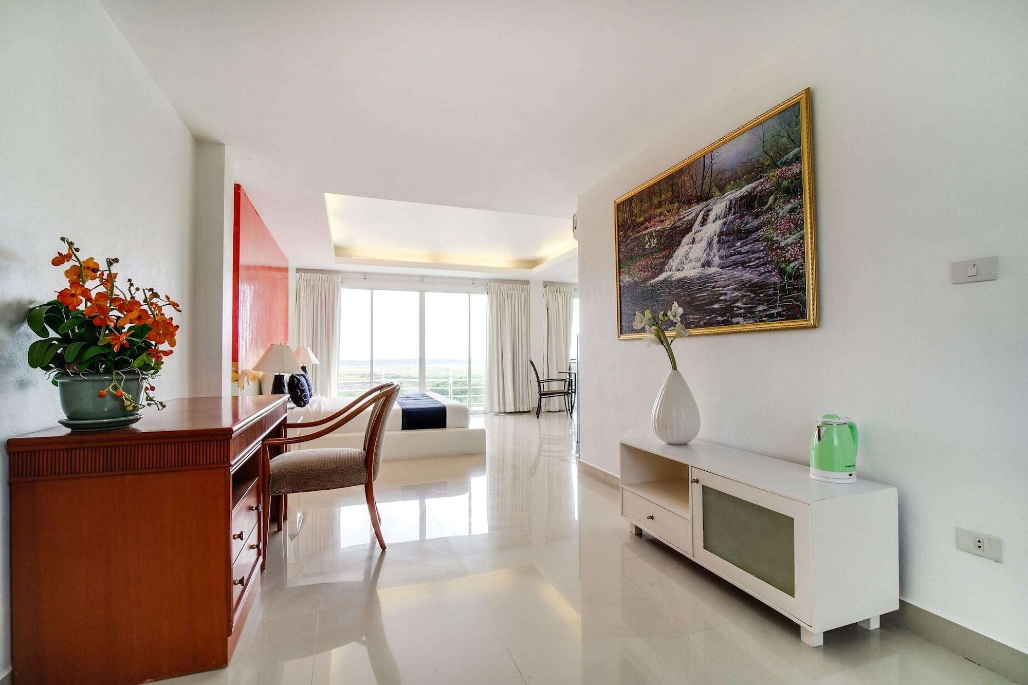 Capital O 998 The Magnolias Pattaya Boutique 4*
