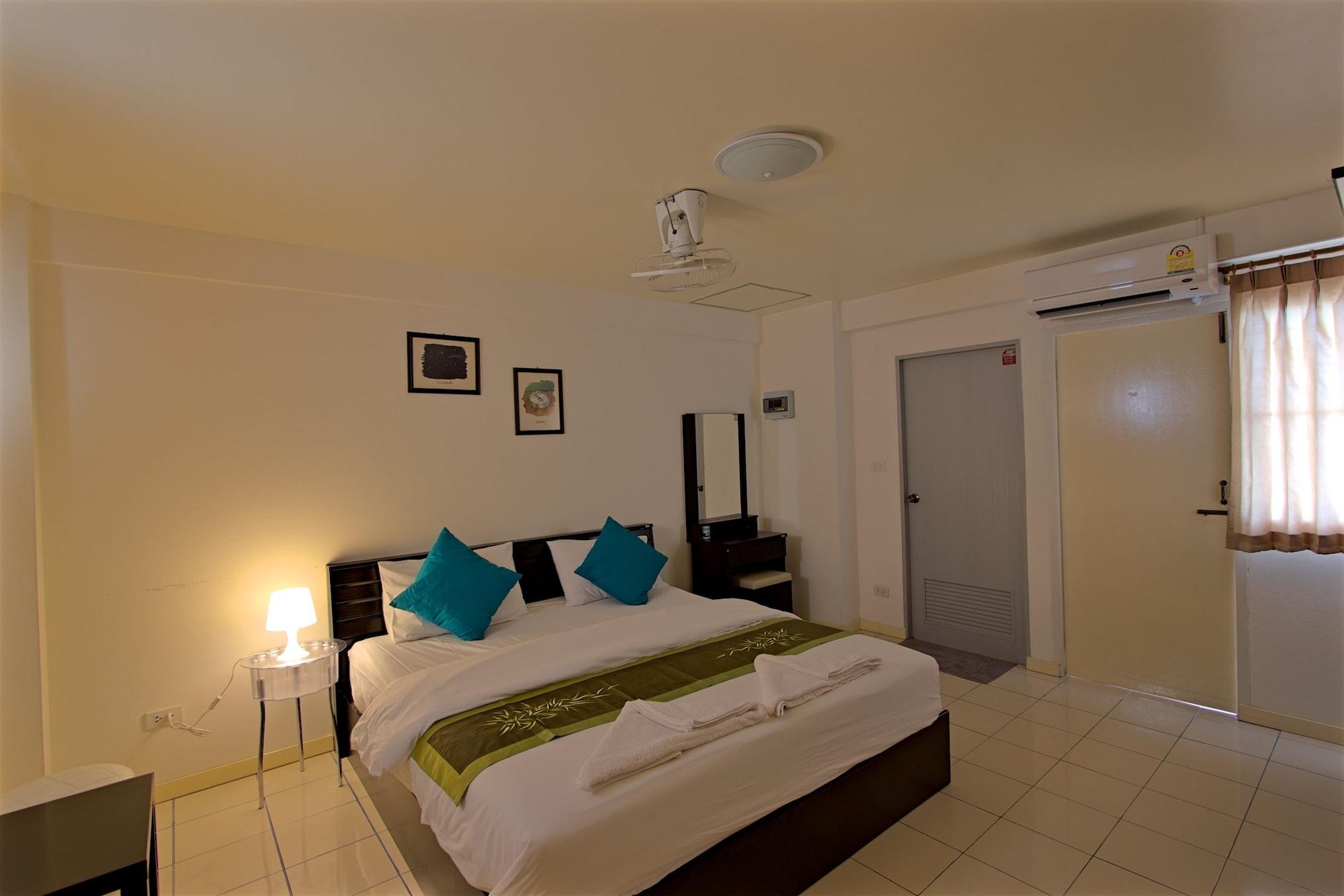 Charn Aparthotel