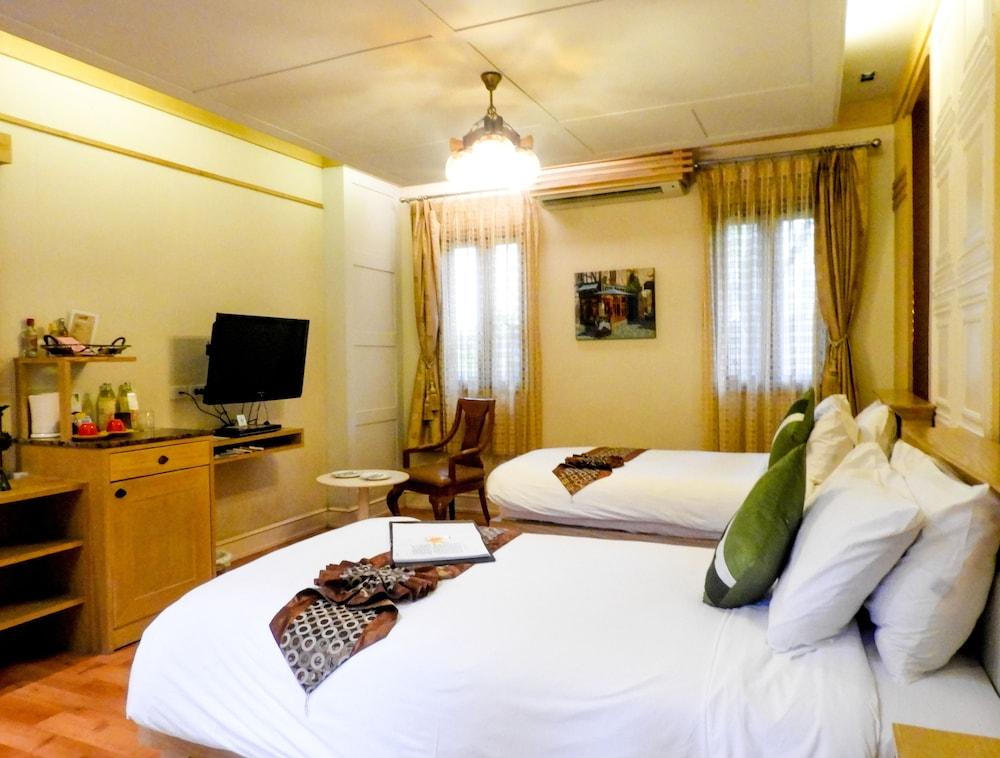 Vartika Resovilla Kuiburi Hotel