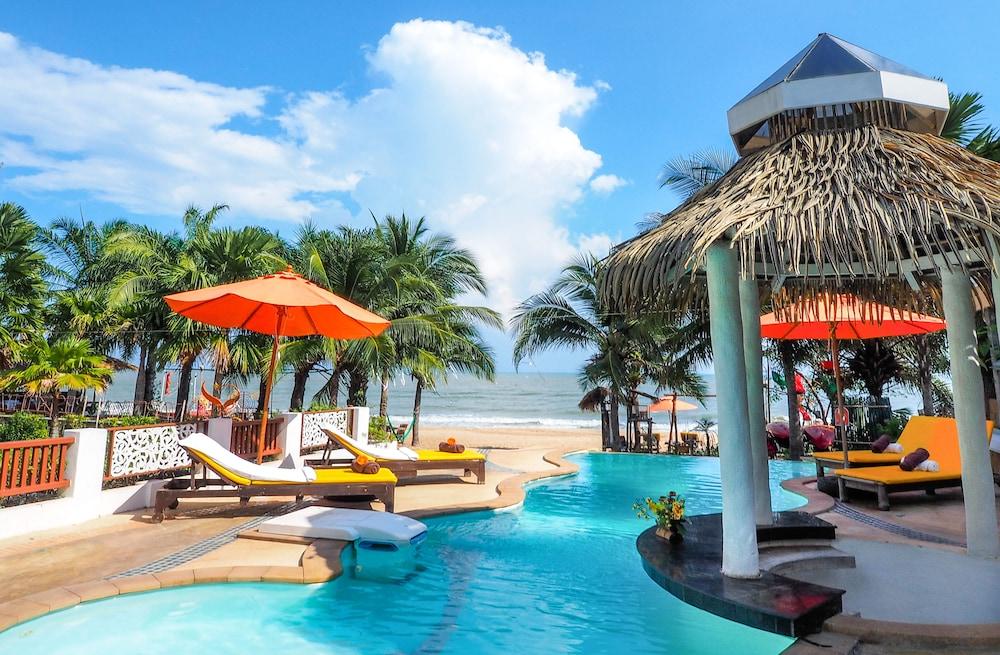 Vartika Resovilla Kuiburi Hotel 4*