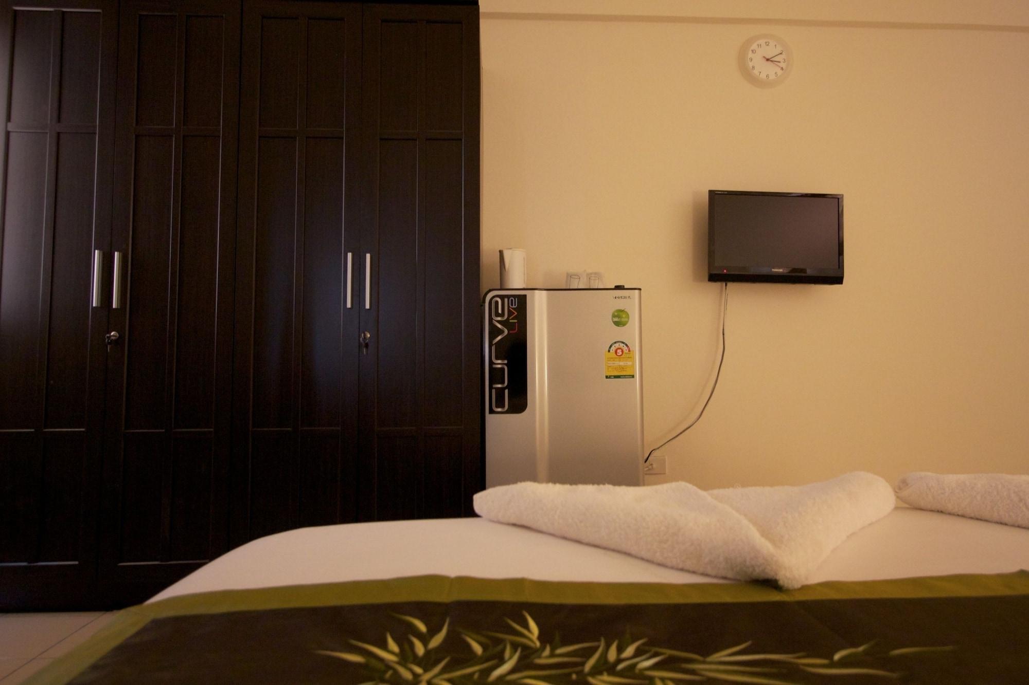 Aparthotel Charn Bang Saen