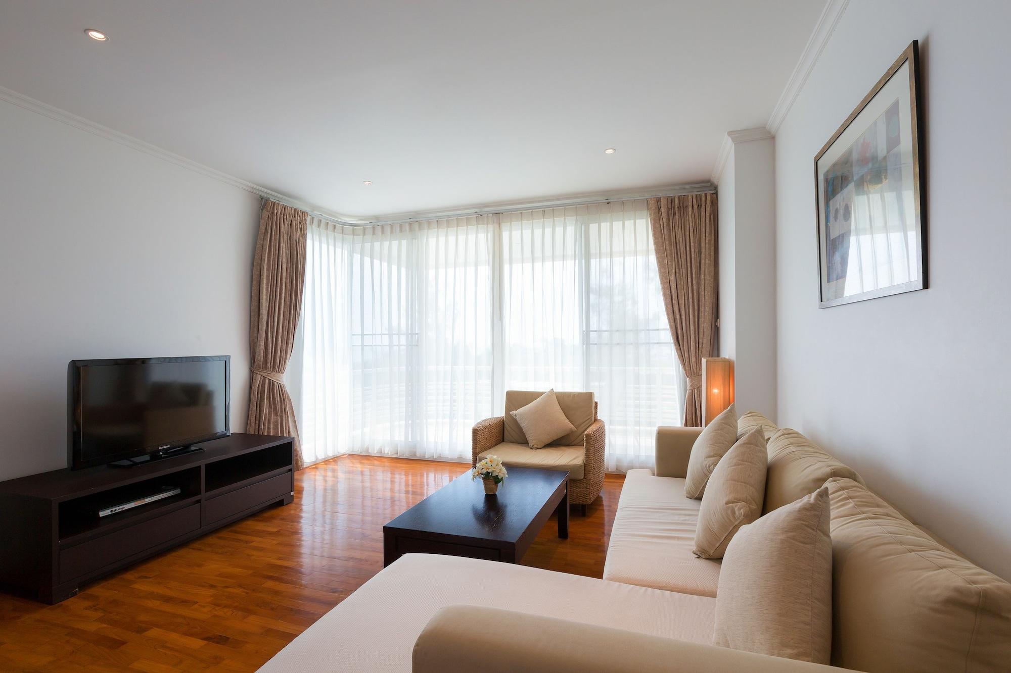 Apartment Baan Sanploen Beachfront *