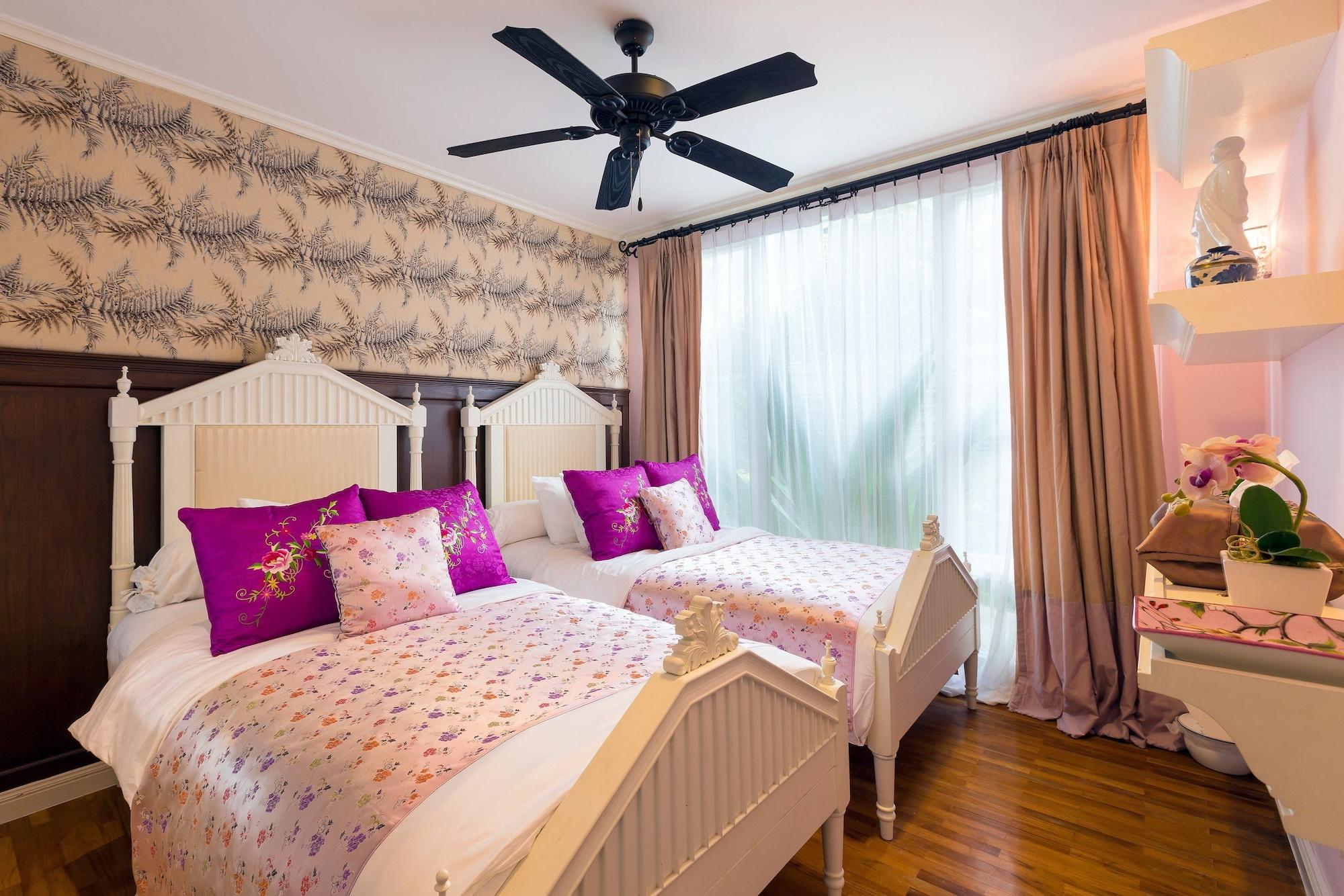 Baan Sanploen Beachfront Apartment Hua Hin