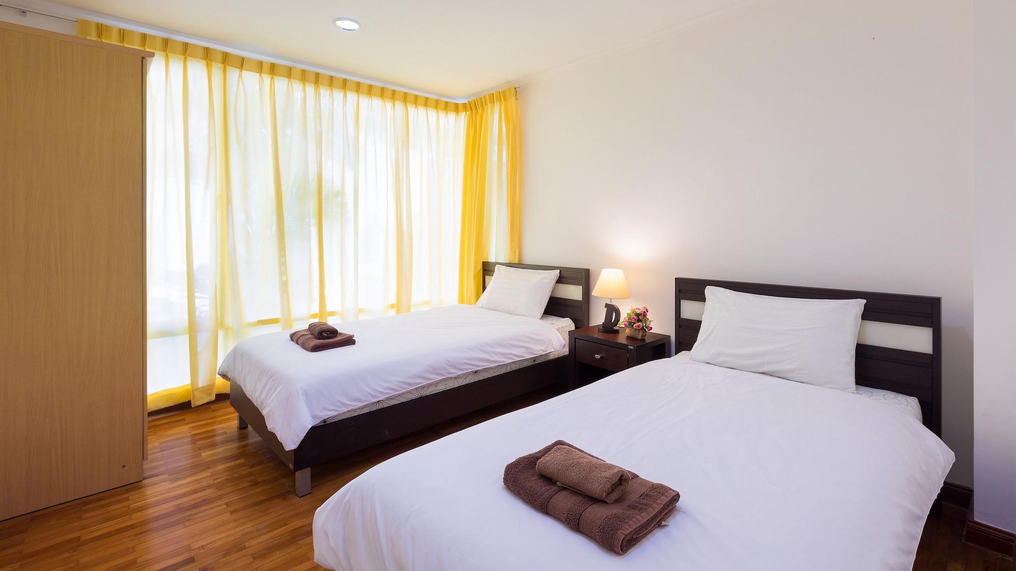 Baan Sanploen Beachfront Apartment *