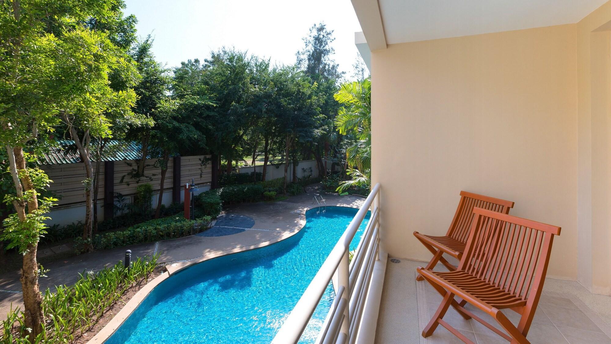 Baan Sanploen Beachfront Apartment