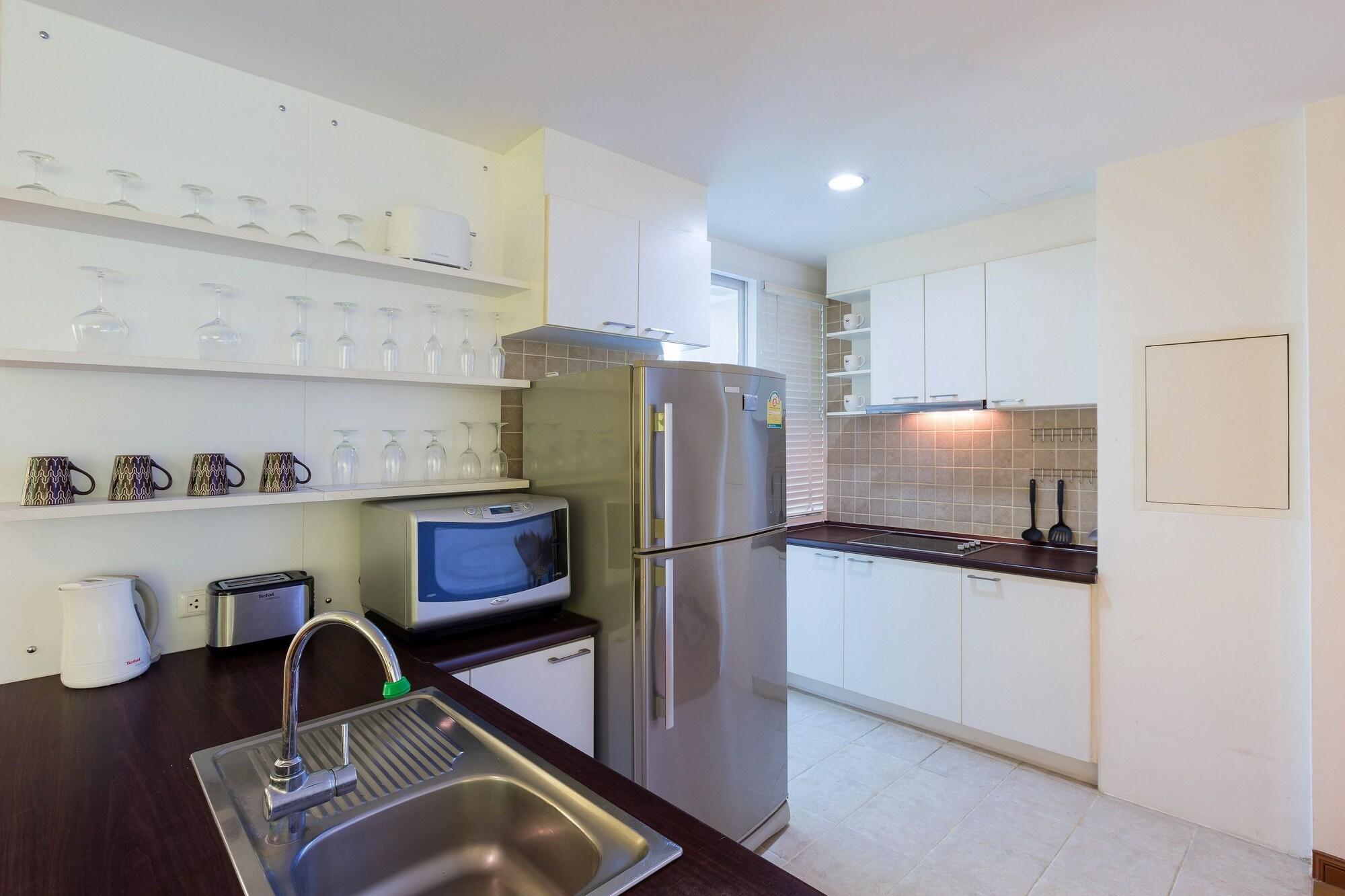 Apartment Baan Sanploen Beachfront