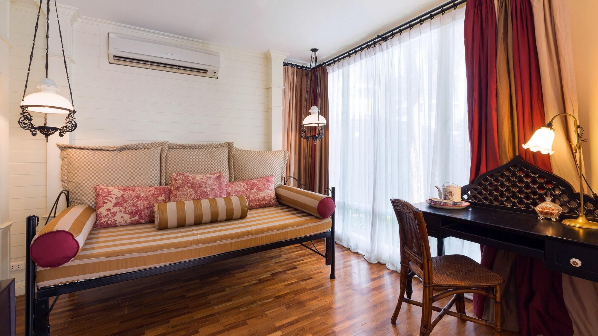 Baan Sanploen Beachfront Hua Hin