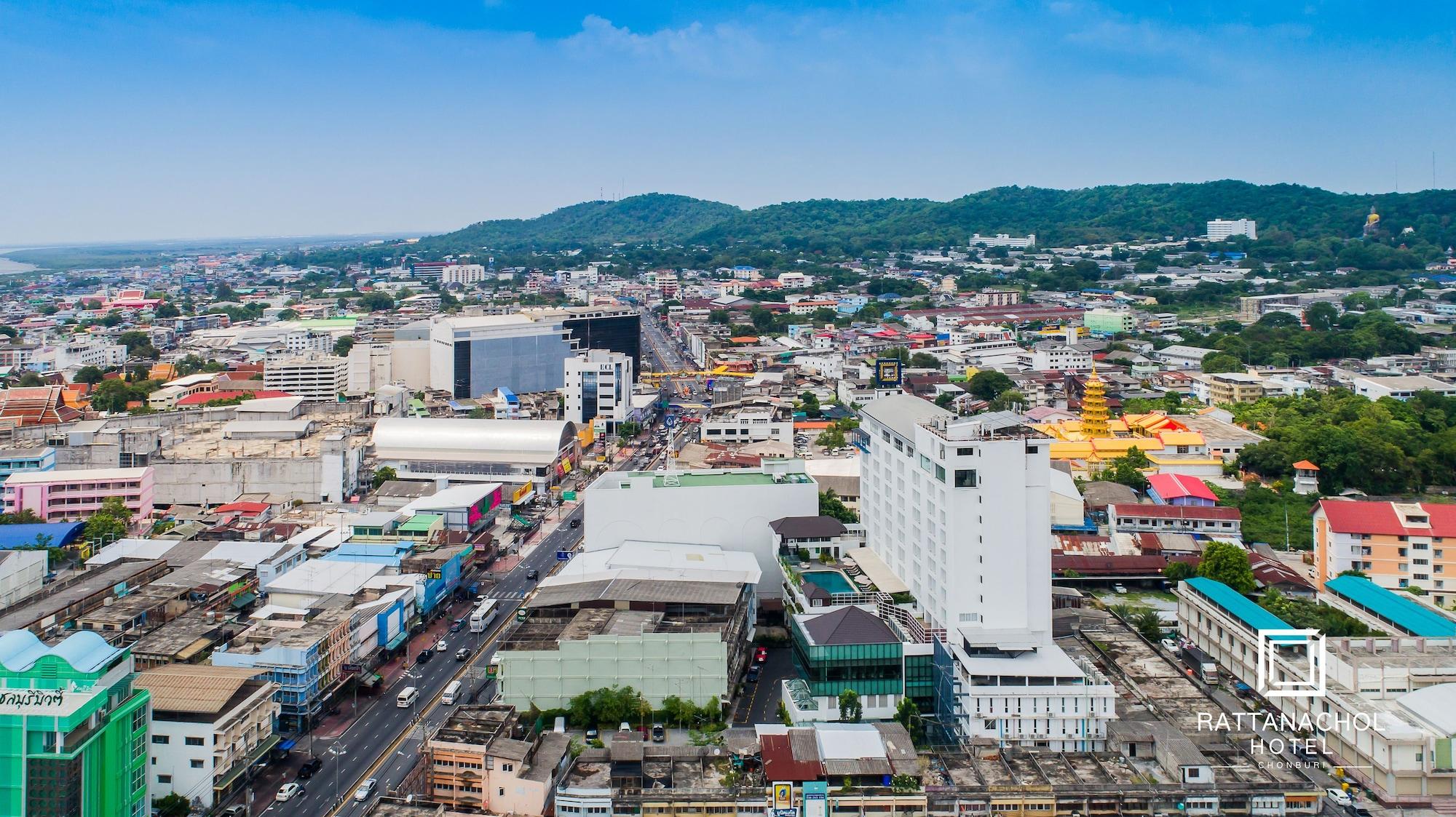 Hotel Rattanachol Chonburi