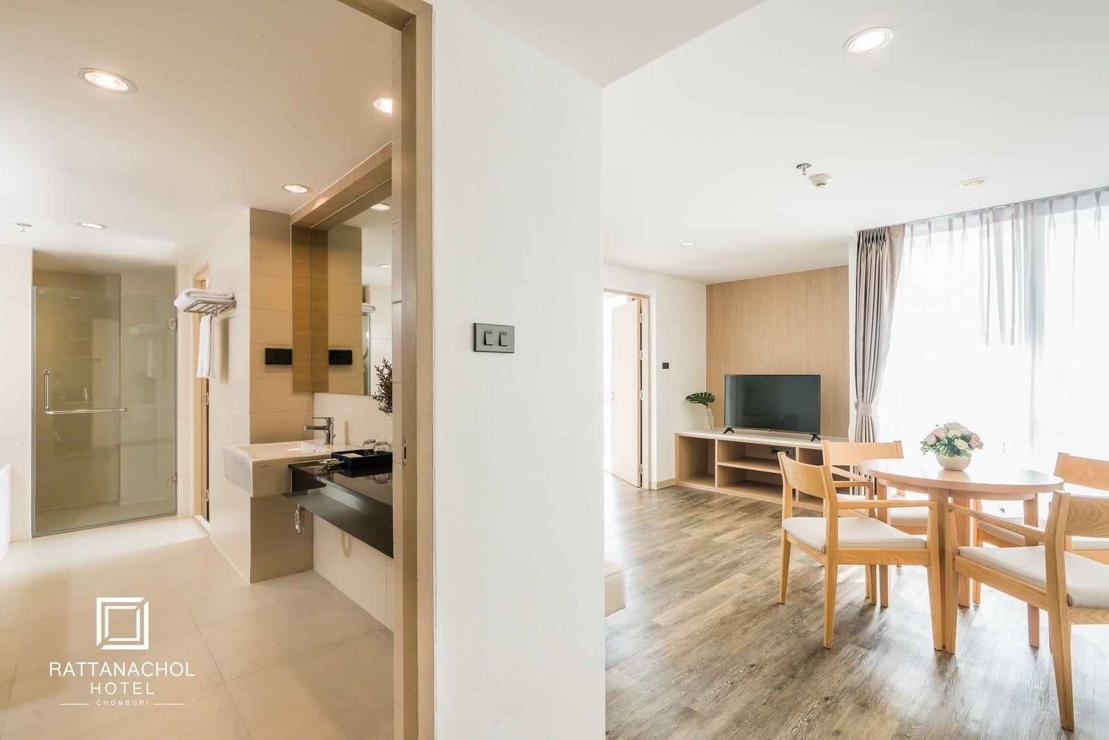 Hotel Rattanachol Chonburi