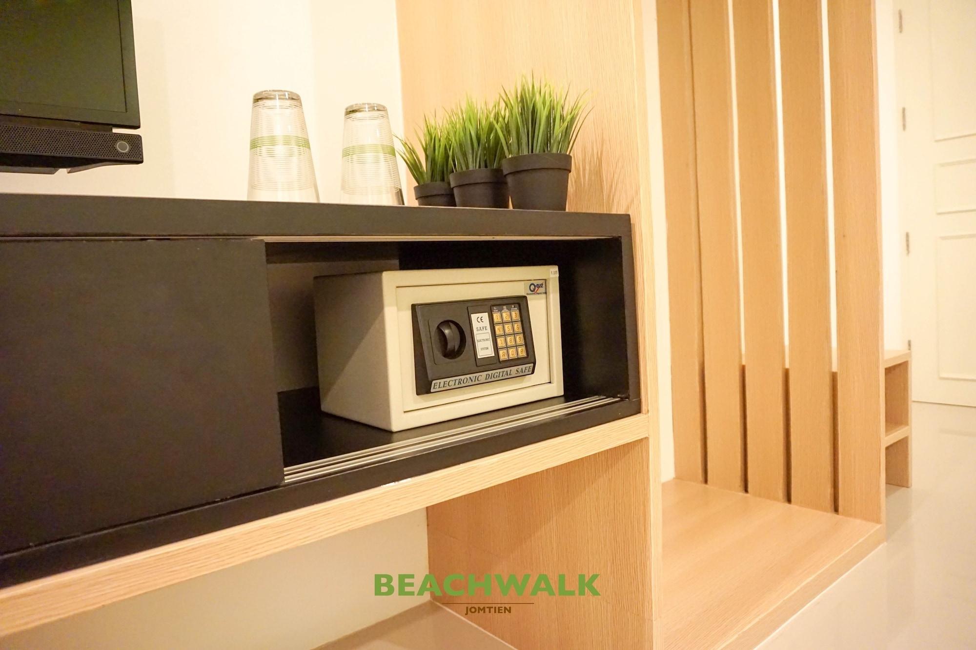 Beachwalk Jomtien Beach