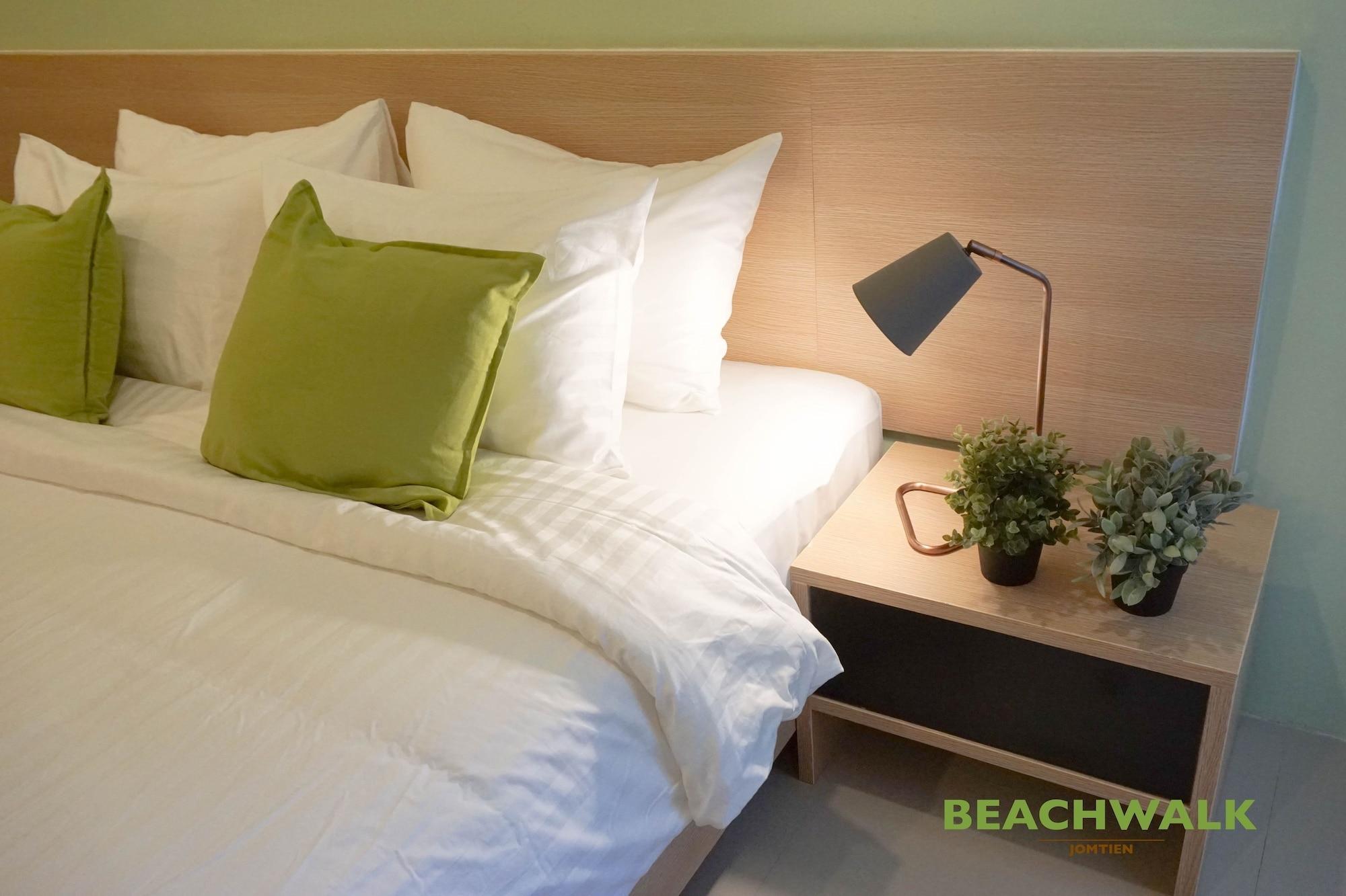 Beachwalk Hotel 3*