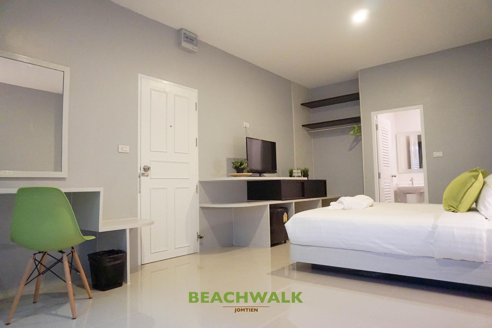 Beachwalk Hotel 3*