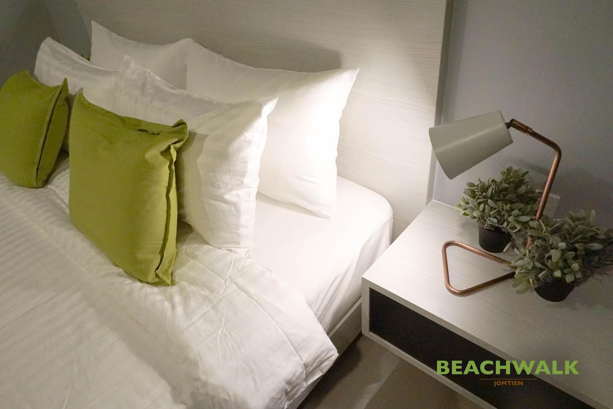 Beachwalk Hotel 3*