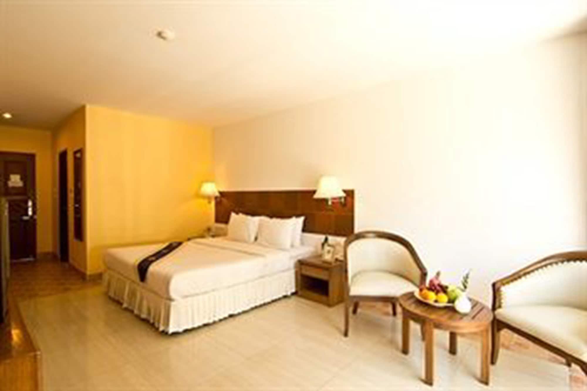 Best Beach Villa 3*