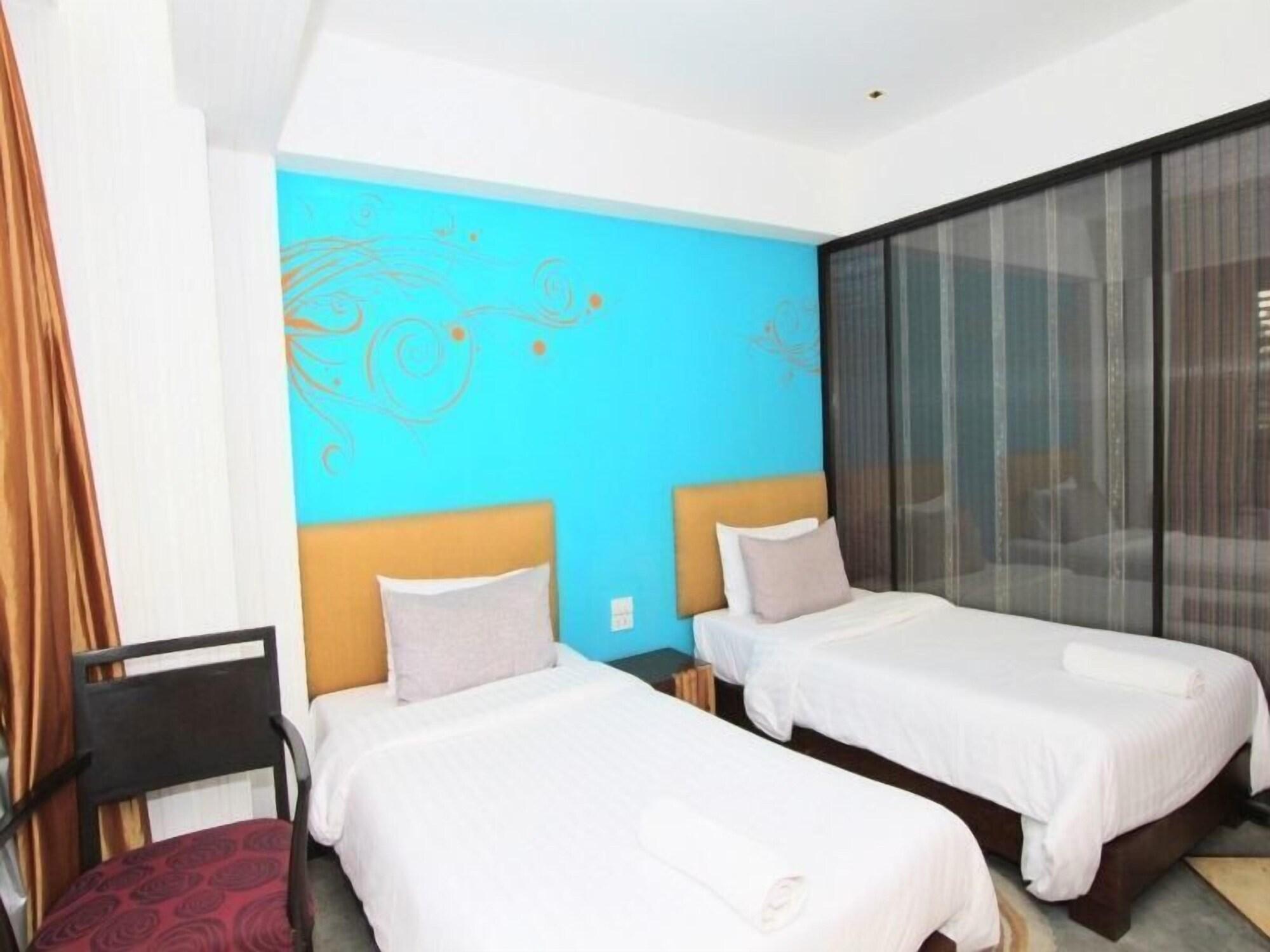 Oyo 115 Rich Boutique Hotel 2*