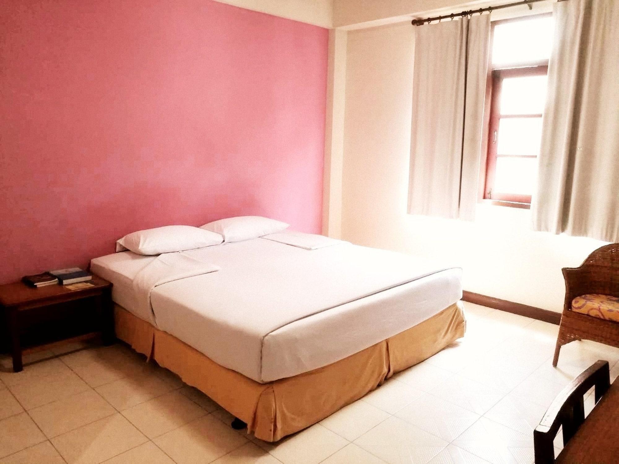 Sun Hotel 3*