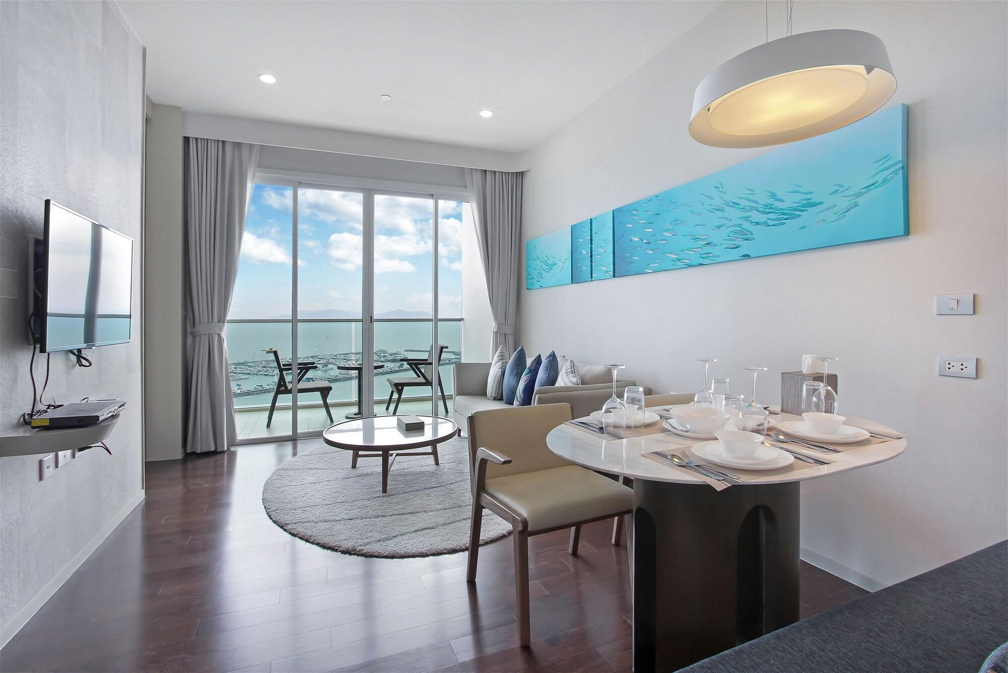 White Residences Pattaya Hotel