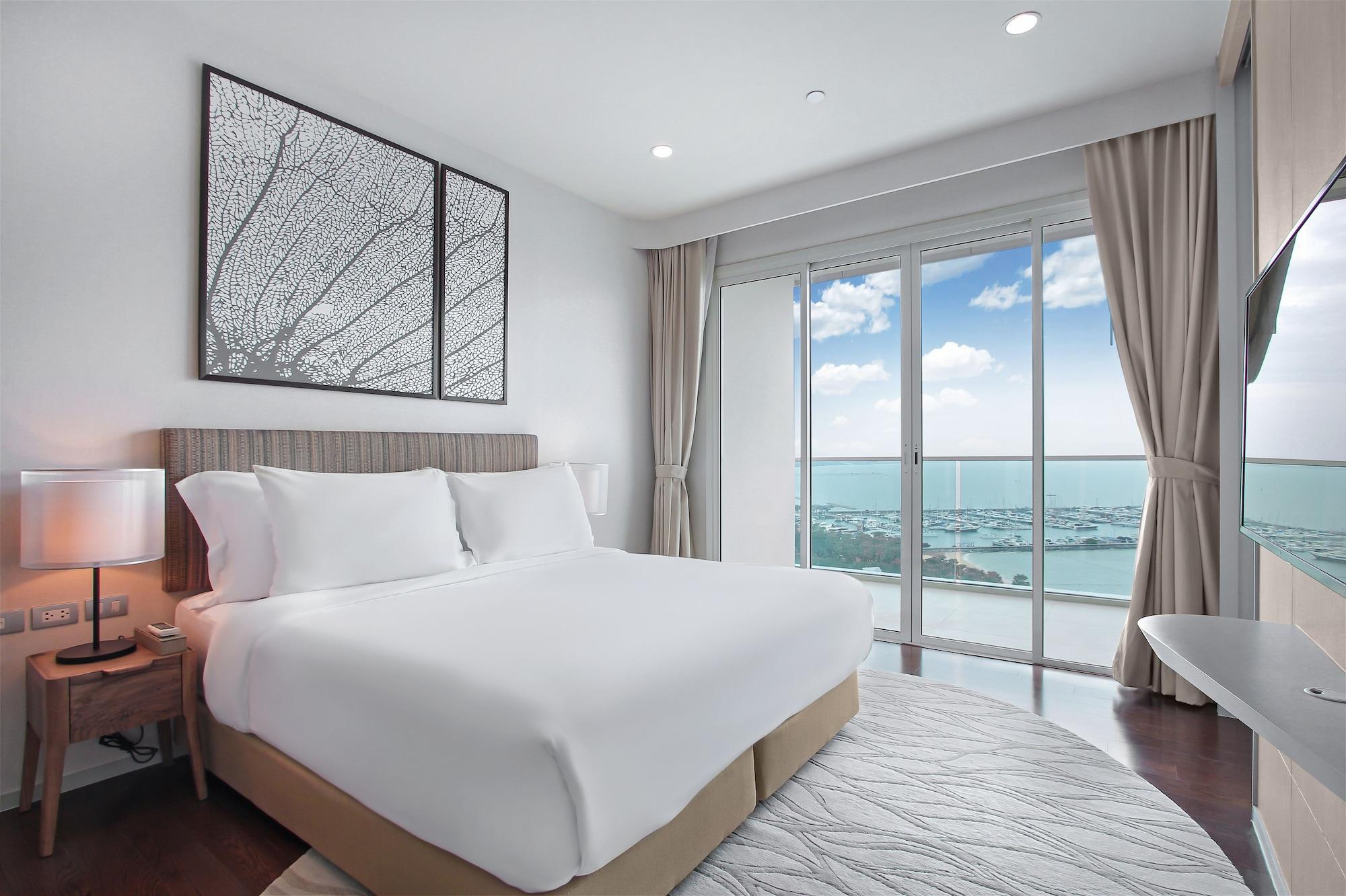 White Residences Pattaya