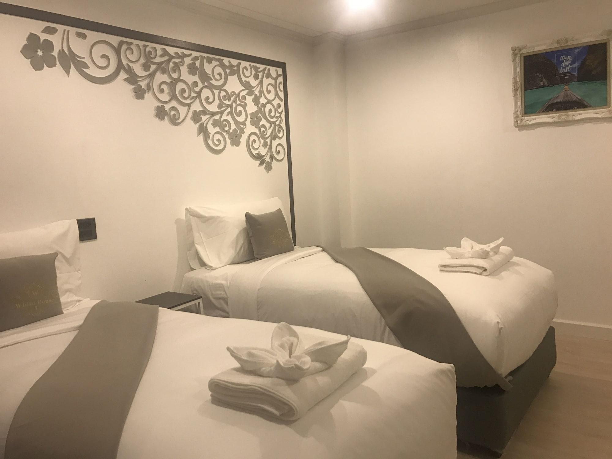 White House By 88 Hotel
