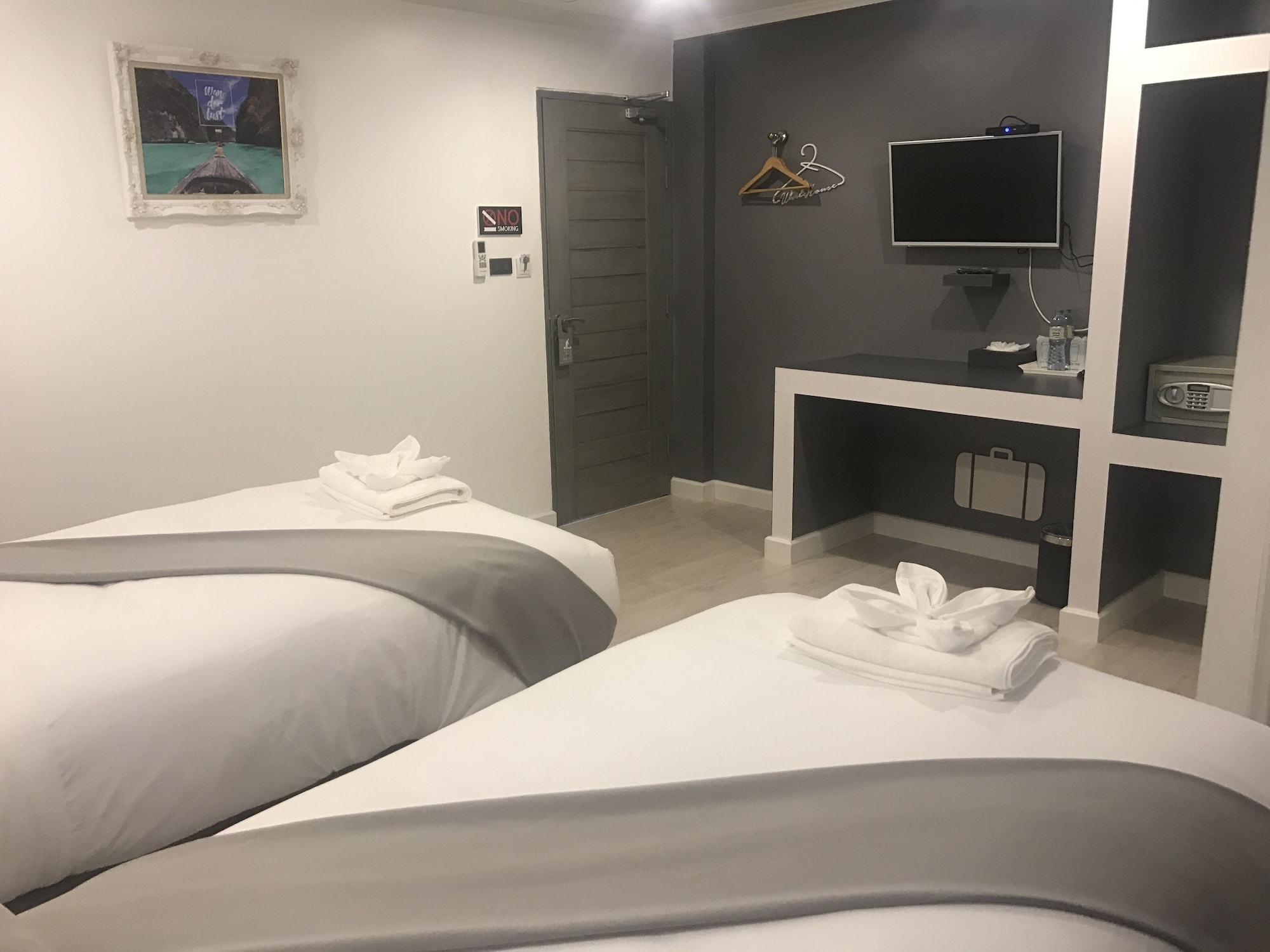 White House By 88 Hotel