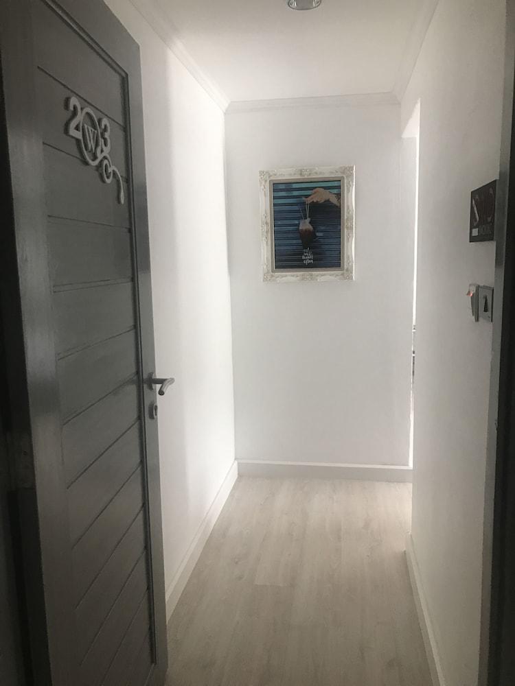 White House By 88 Hotel