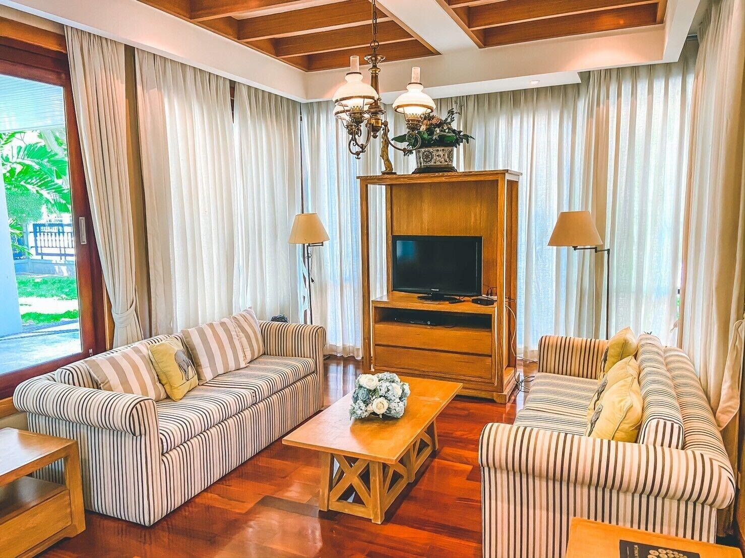 Royal Sammuk Resort