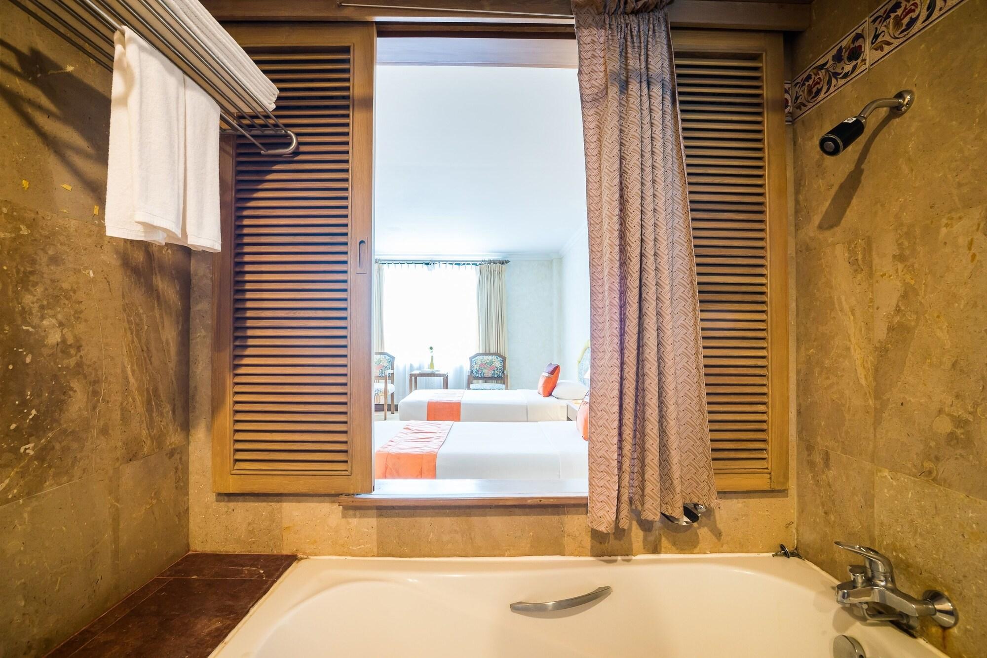 Resort Horseshoe Point Pattaya 4*