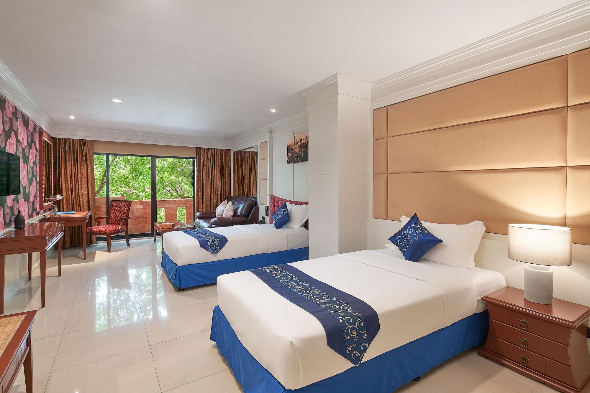Floral - Dolphin Circle Resort 4*
