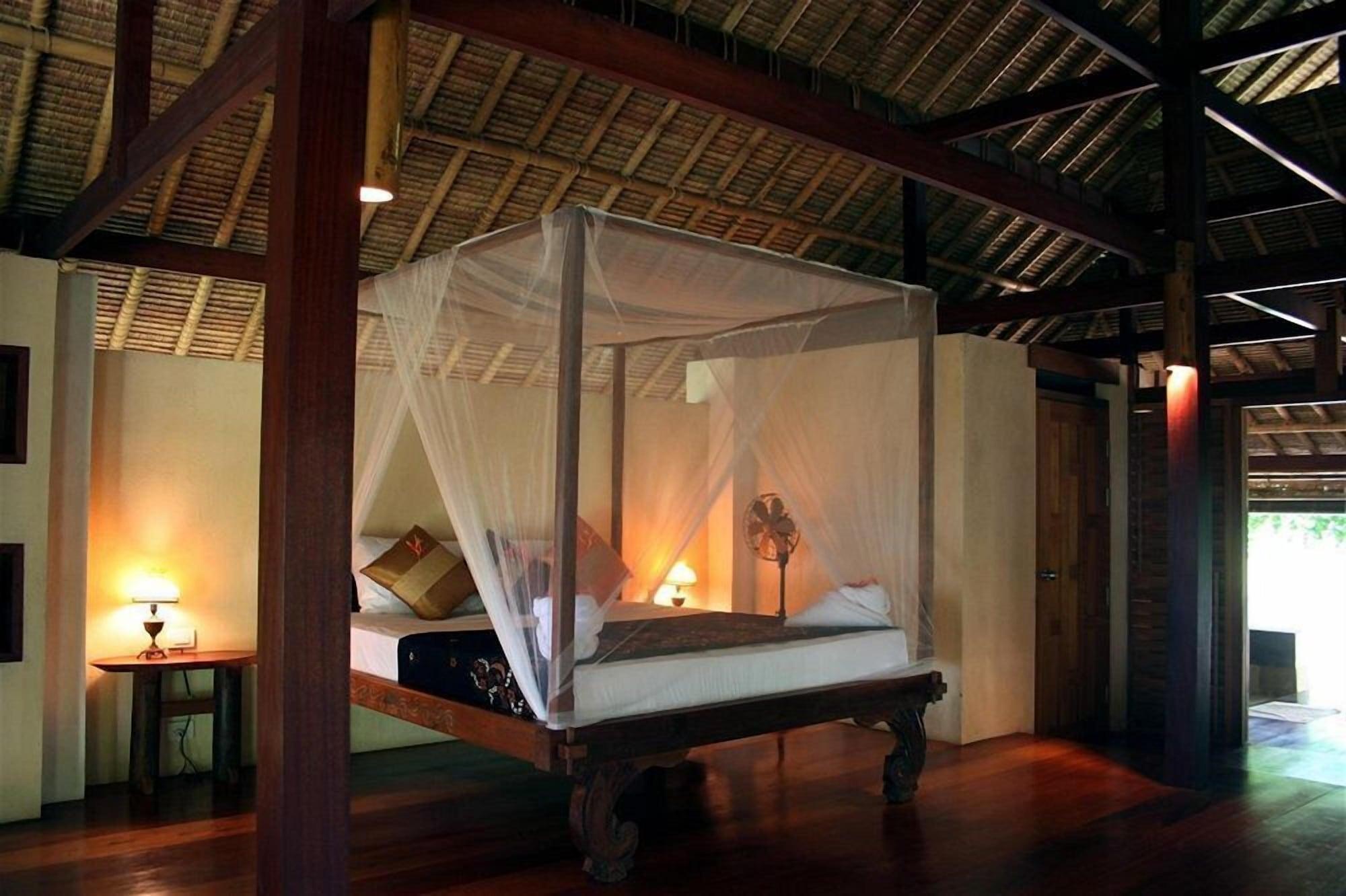 Koyao Bay Pavilions - And Pool 4*