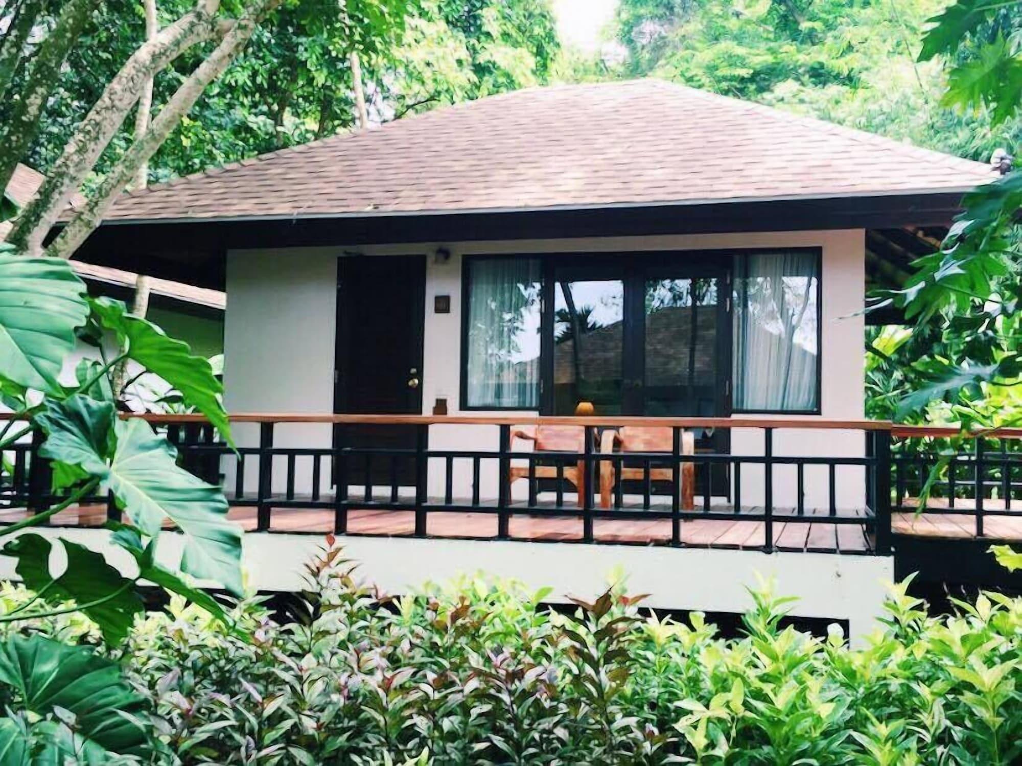Mooban Talay Koh Samet
