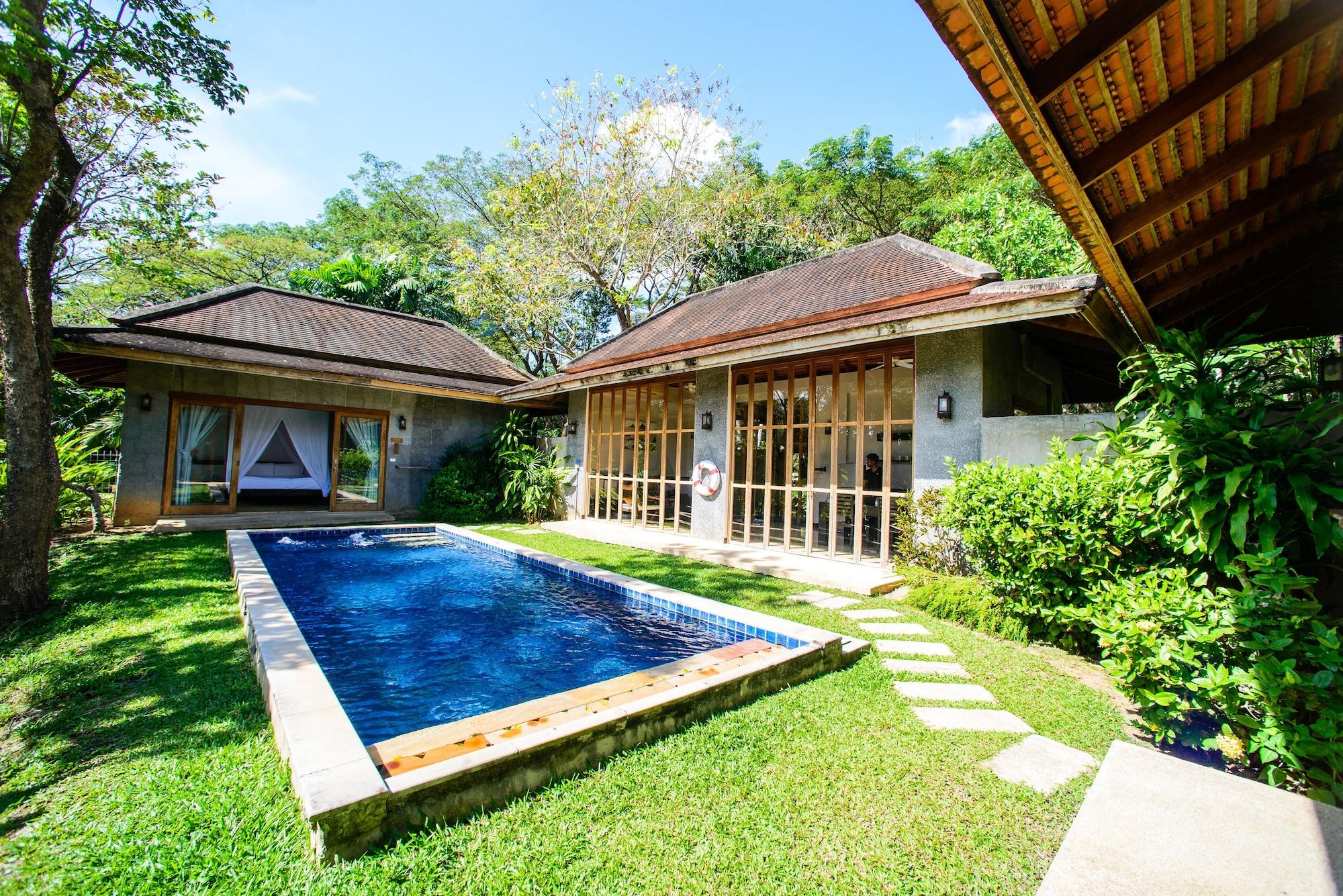 Pool 5*