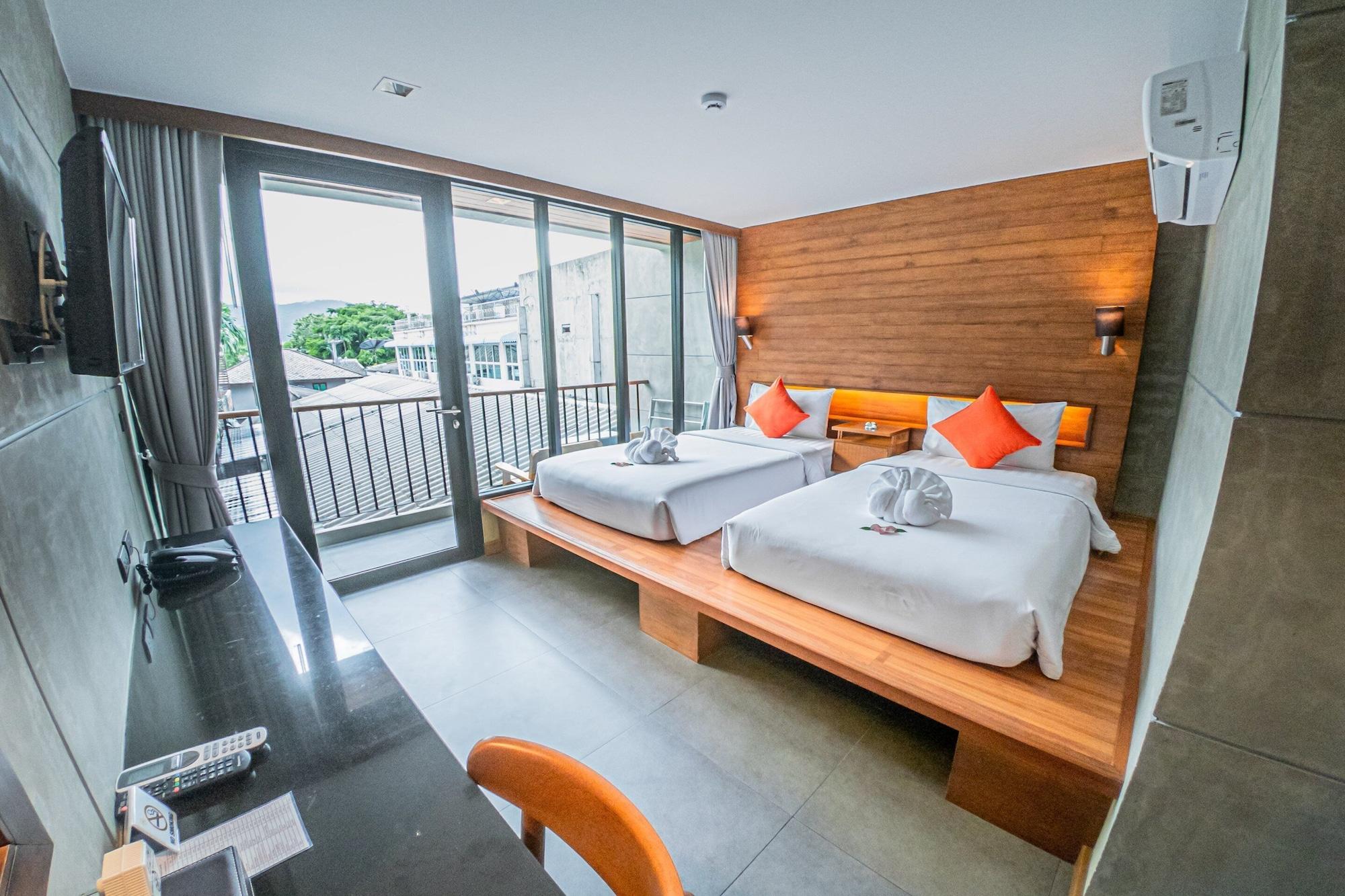 J4 Samui Hotel 2*