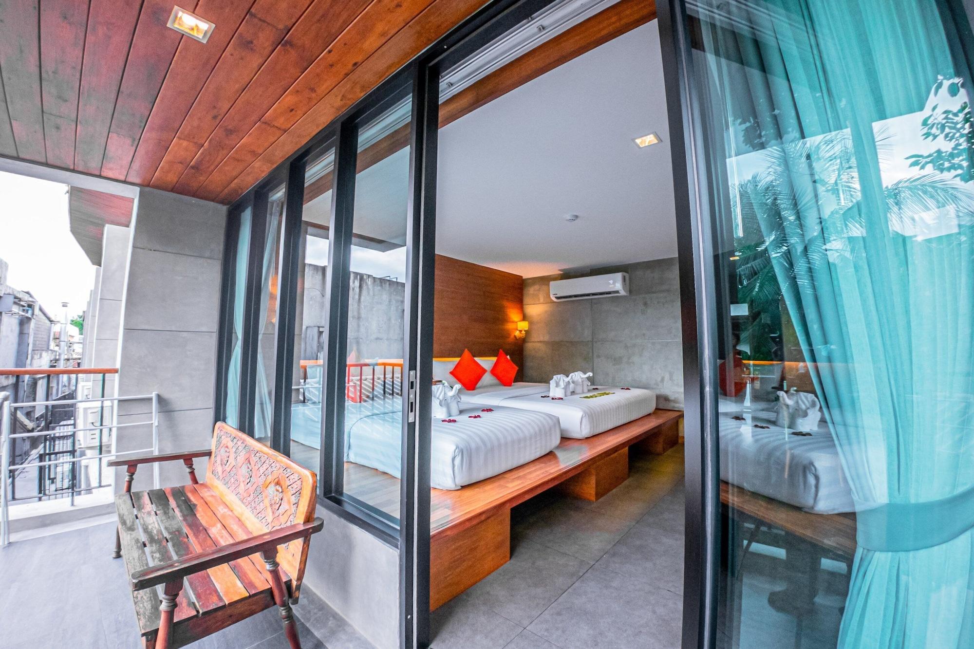 J4 Samui Hotel 2*
