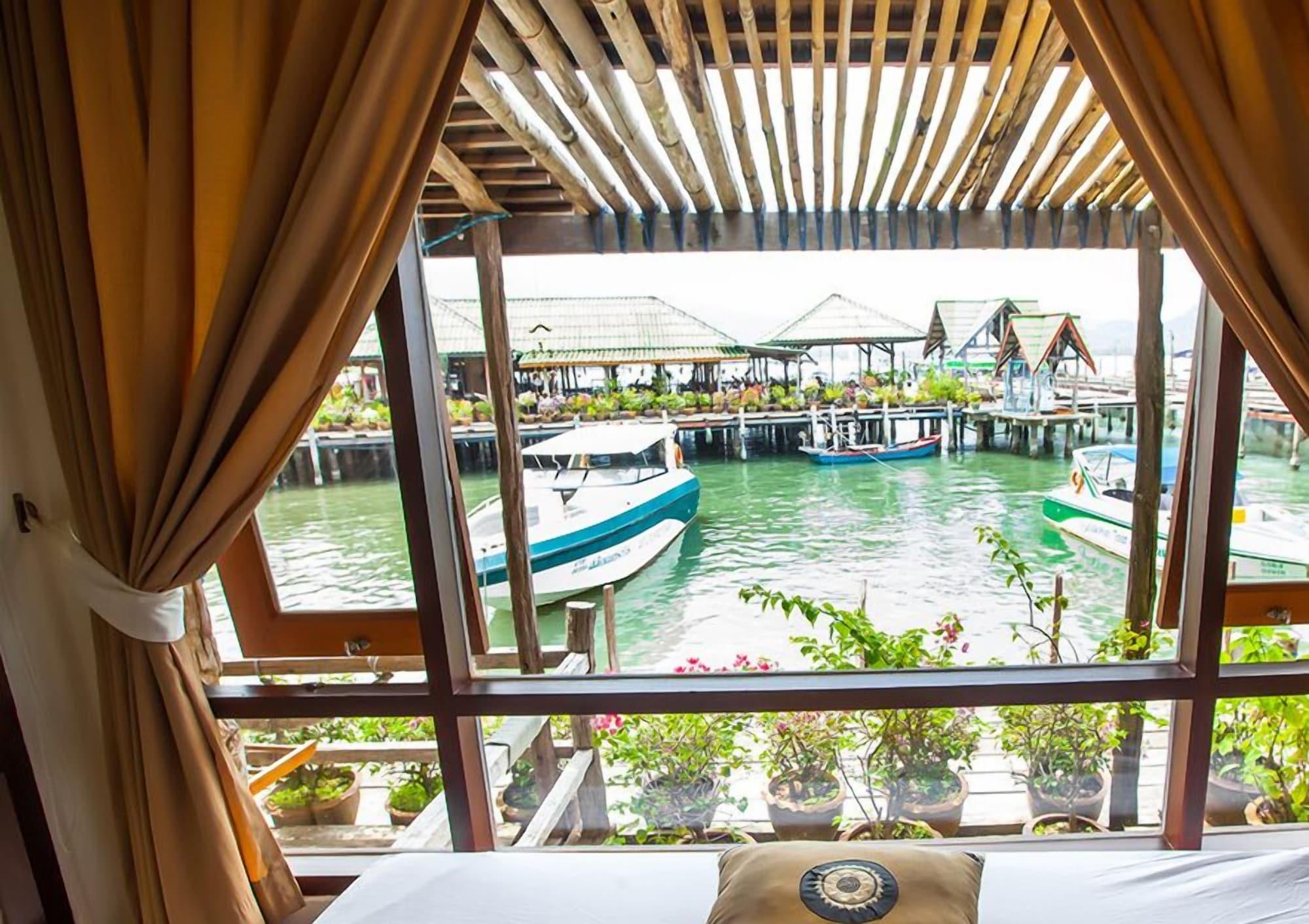 Salakphet Resort