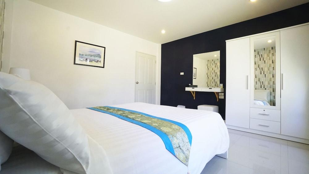 Villa Sea Space Phuket Rawai